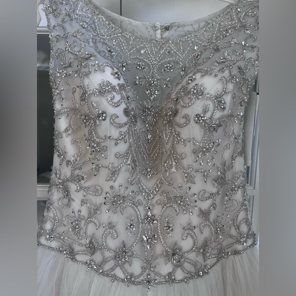 Wedding Dress - Brand New with Tags - Picture 7 of 8